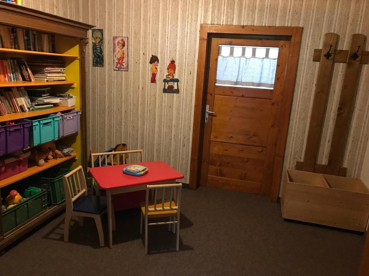 Pony-Ziegen-Hasen-Ranch Bichlbach Apartment ภายนอก รูปภาพ